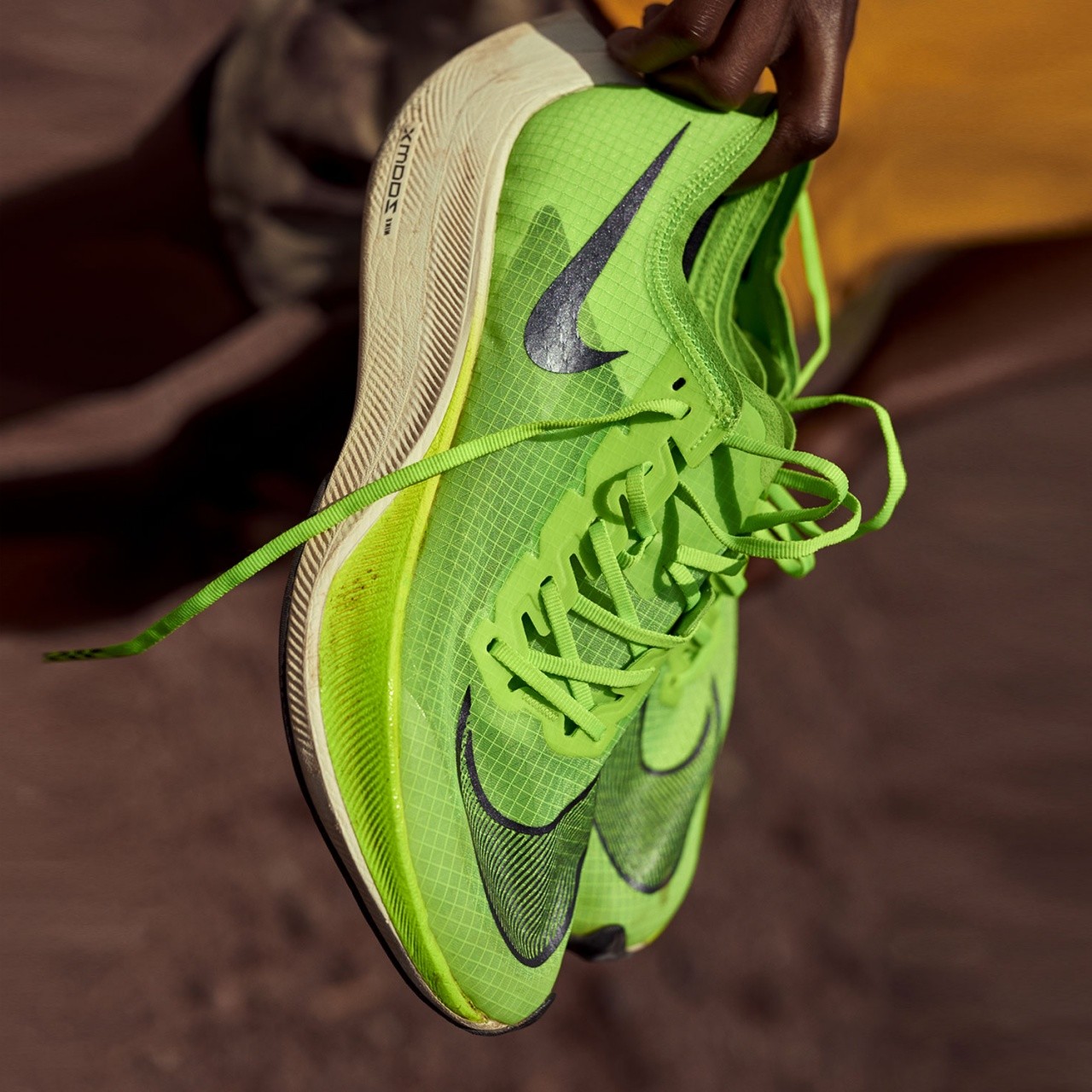 nike zoomx Vaporfly Next% verde fluo