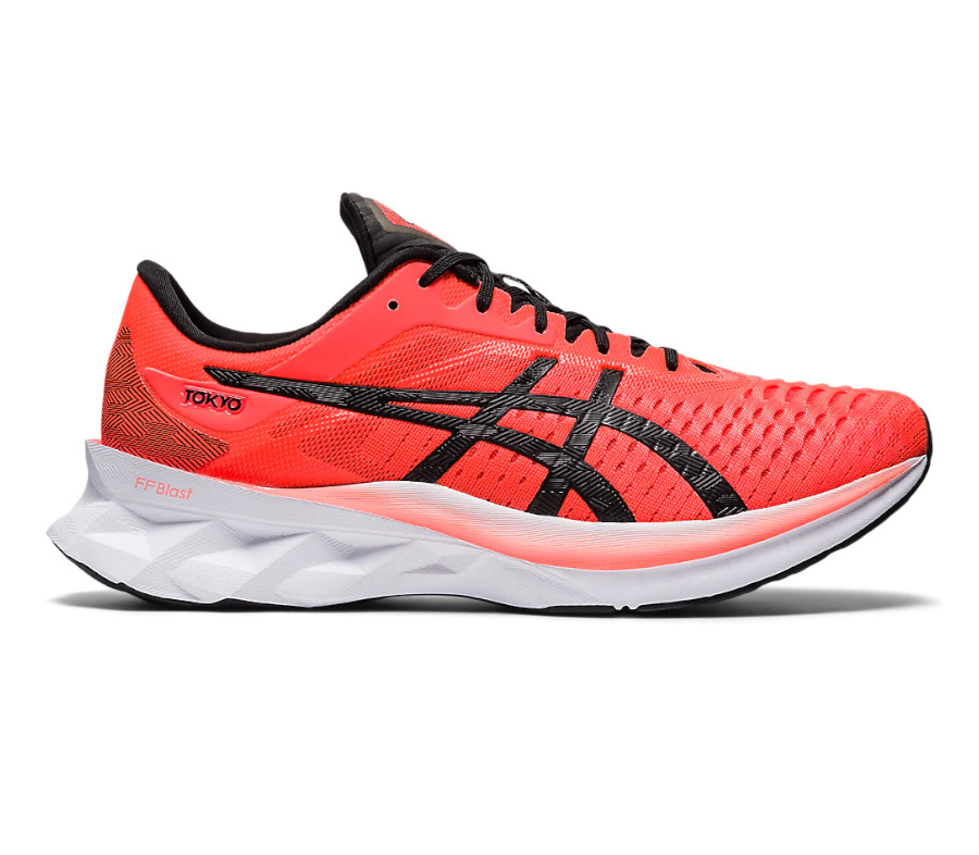 scarpa da running da uomo asics novablast rossa colorazione tokyo