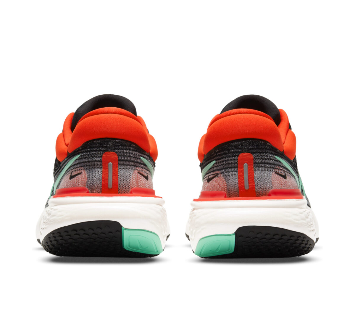 retro scarpa da running nike zoom x invincible per uomo rossa e nera