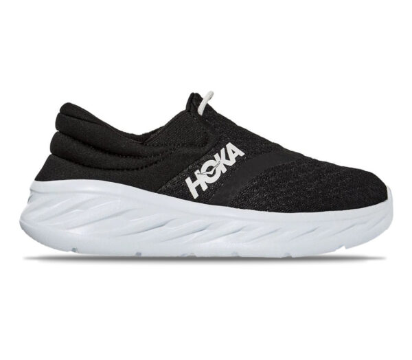 scarpa nera da recupero post corsa da donna hoka one one recovery 2