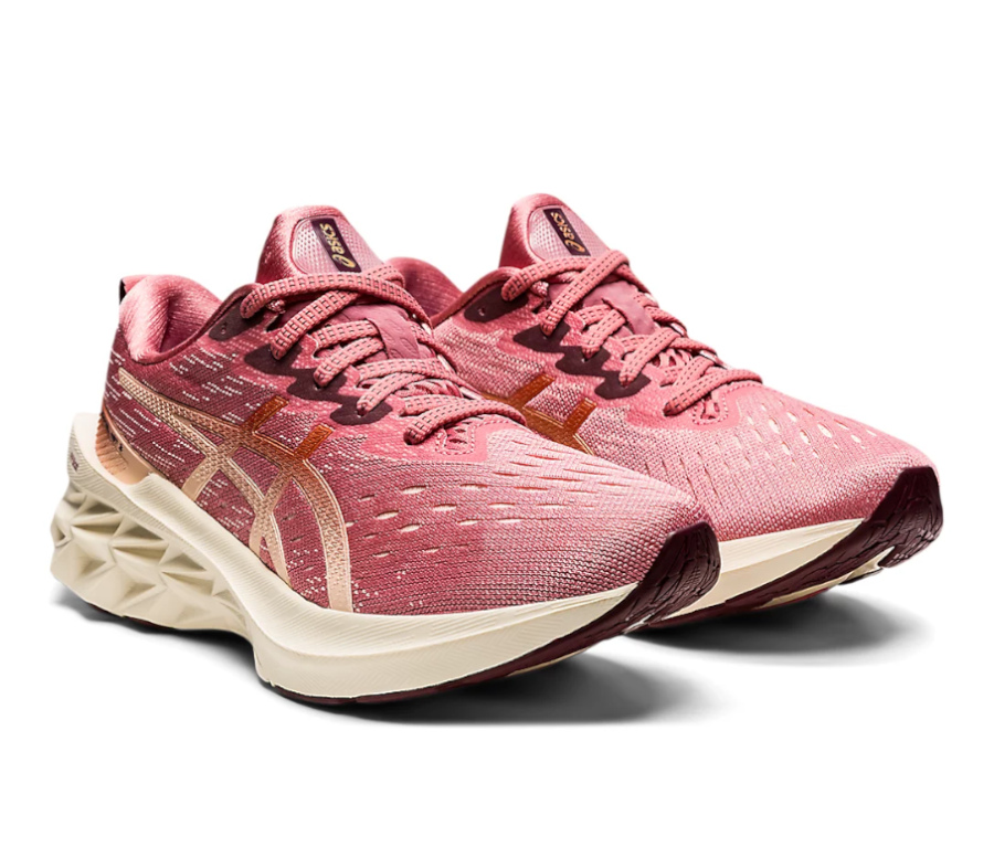 coppia scarpa da running donna asics novablast 2 rosa