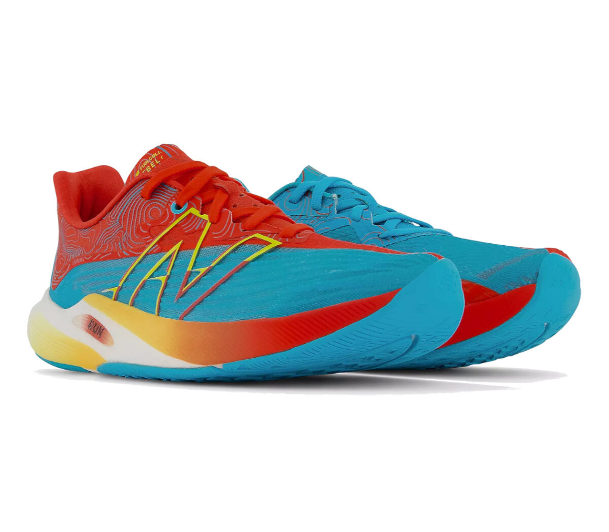 coppia scarpa running reattiva NB fuelcell rebel v2 london uomo rossa e blu
