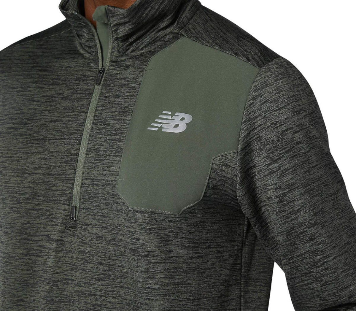 dettaglio maglia da running a maniche lunghe new balance con zip