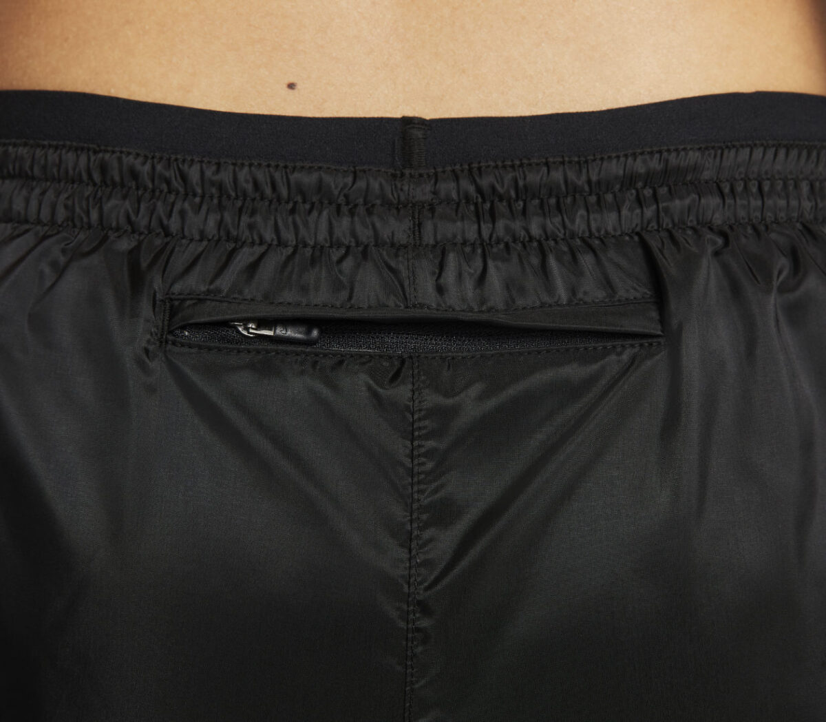 Tasca Pantaloncino nike icon clash tempo luxe short donna nero