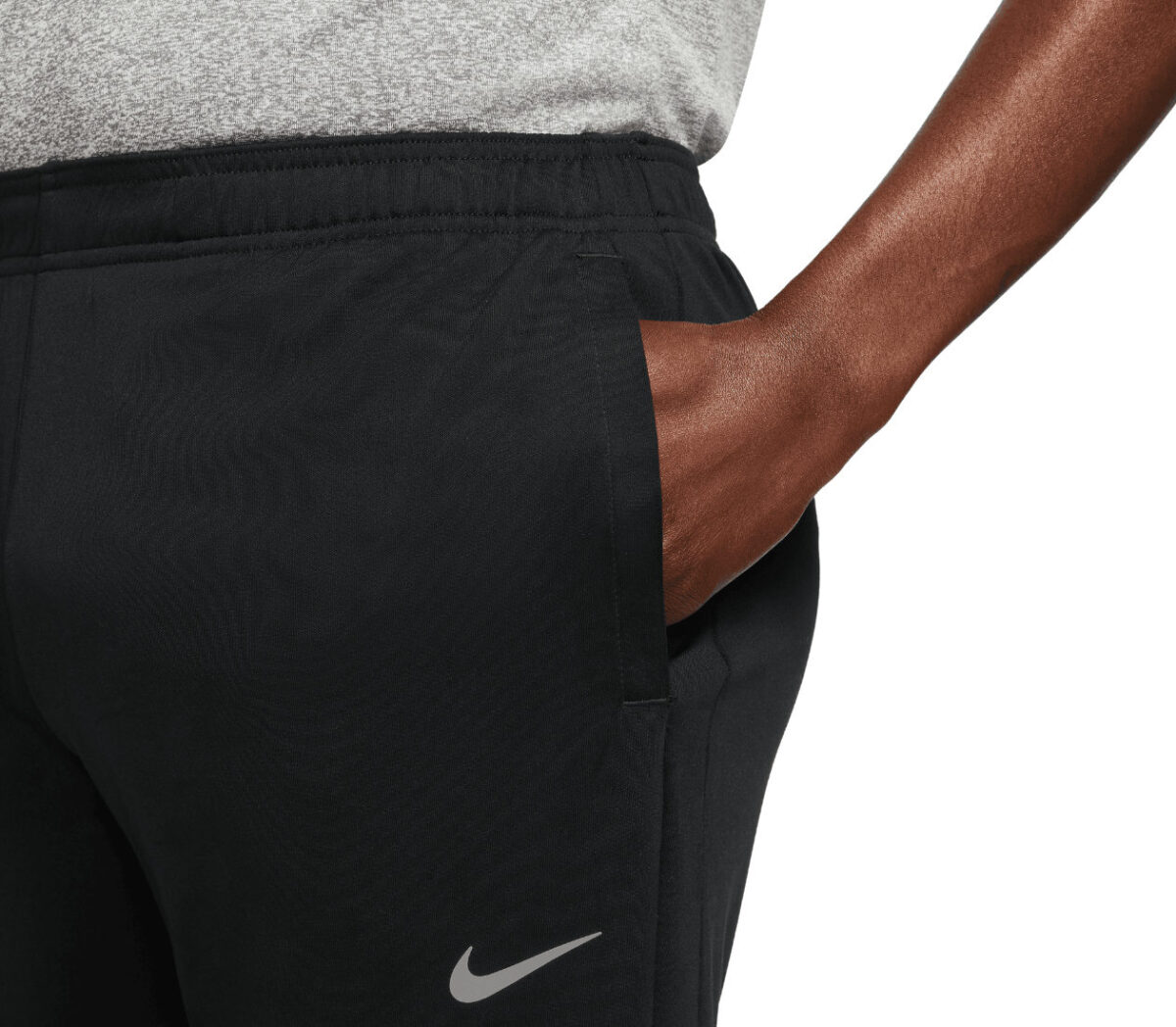 Dettaglio Pantaloni nike dri-fit challenger uomo neri