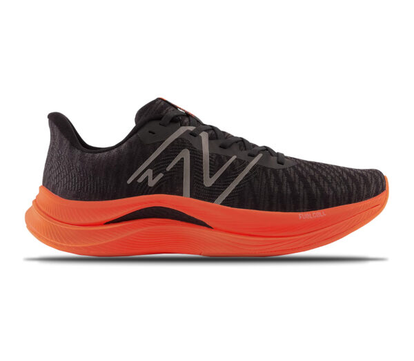 Scarpa New Balance fuelcell propel v4 uomo nera arancione