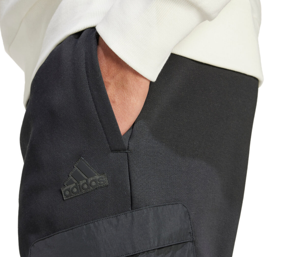 Dettaglio Pantalone Adidas M CE FL PT uomo neri