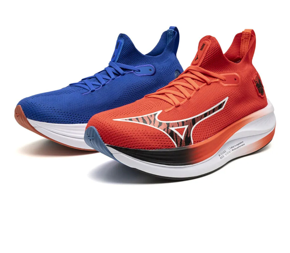 Coppia Scarpa Mizuno Neo Vista uomo rossa blu