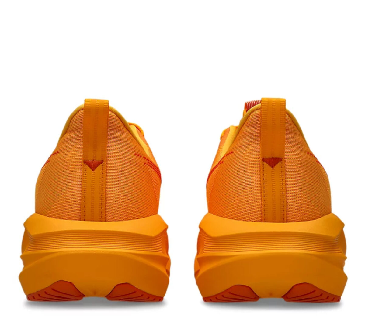 Retro Scarpa Asics Novablast 5 uomo Yamabuki Anzu