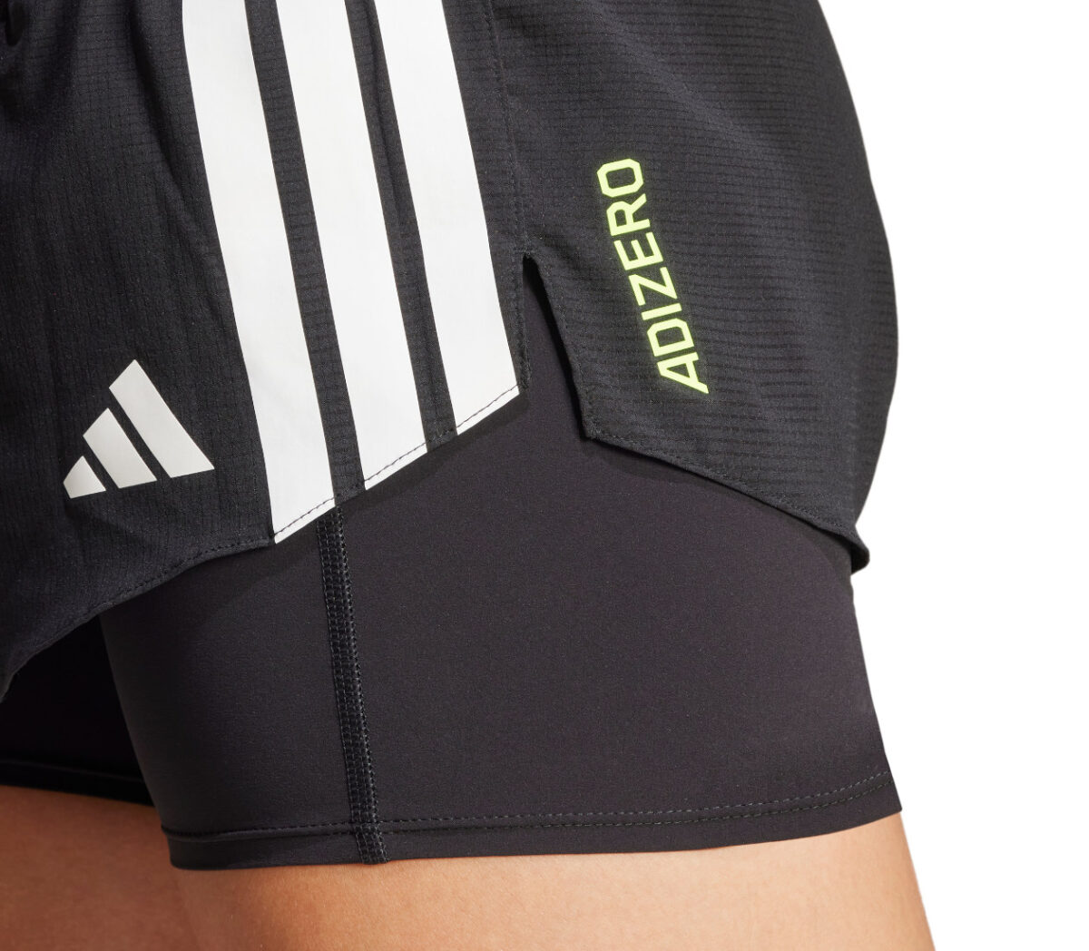 Dettaglio Pantaloncino Adidas Adizero 2in1 donna nero