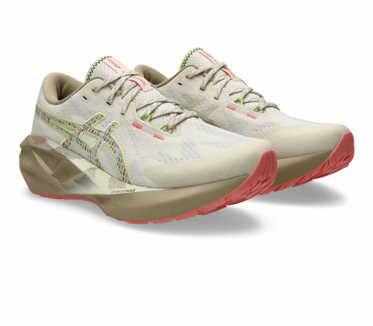 Coppia Scarpa Asics Novablast 5 TR donna Nature Bathing Guava