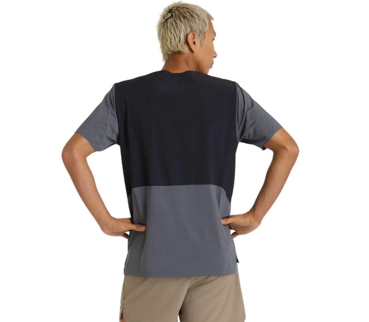 Dietro T-shirt New Balance Race Day T-shirt uomo graphite
