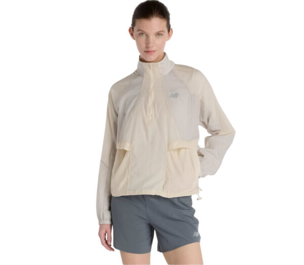 Giacca New Balance Better Run Water Resistant Jacket donna beige chiaro