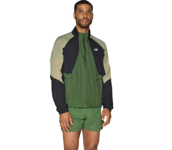 Giacca New Balance Better Run Water Resistant Jacket uomo verde beige nera
