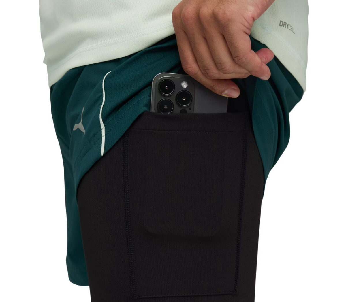 Dettaglio Short Puma Run Velocity 2in1 uomo verde