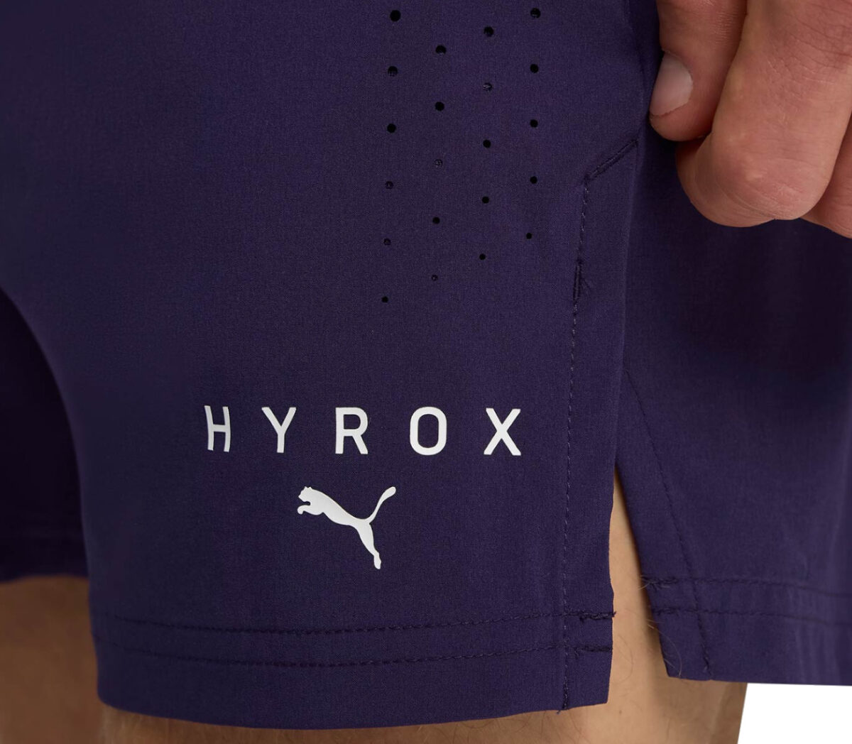Dettaglio Pantaloncino Puma x Hyrox Dryelite 5” Short uomo viola